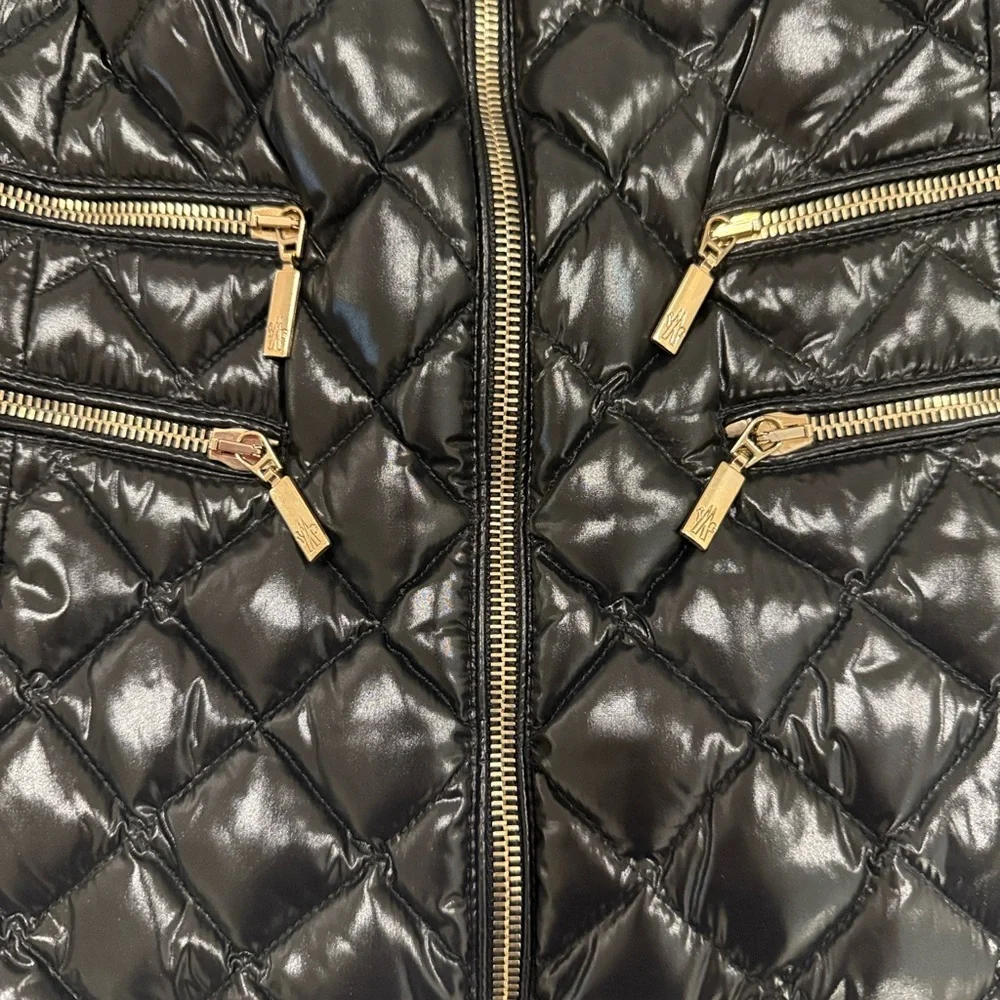 Moncler Shiny Black Women's Puffer Jacket - Picture 3 of 9